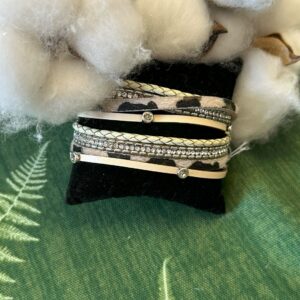 Bracelet - Colorful Leather Multilayer Wrap with Magnetic Clasp